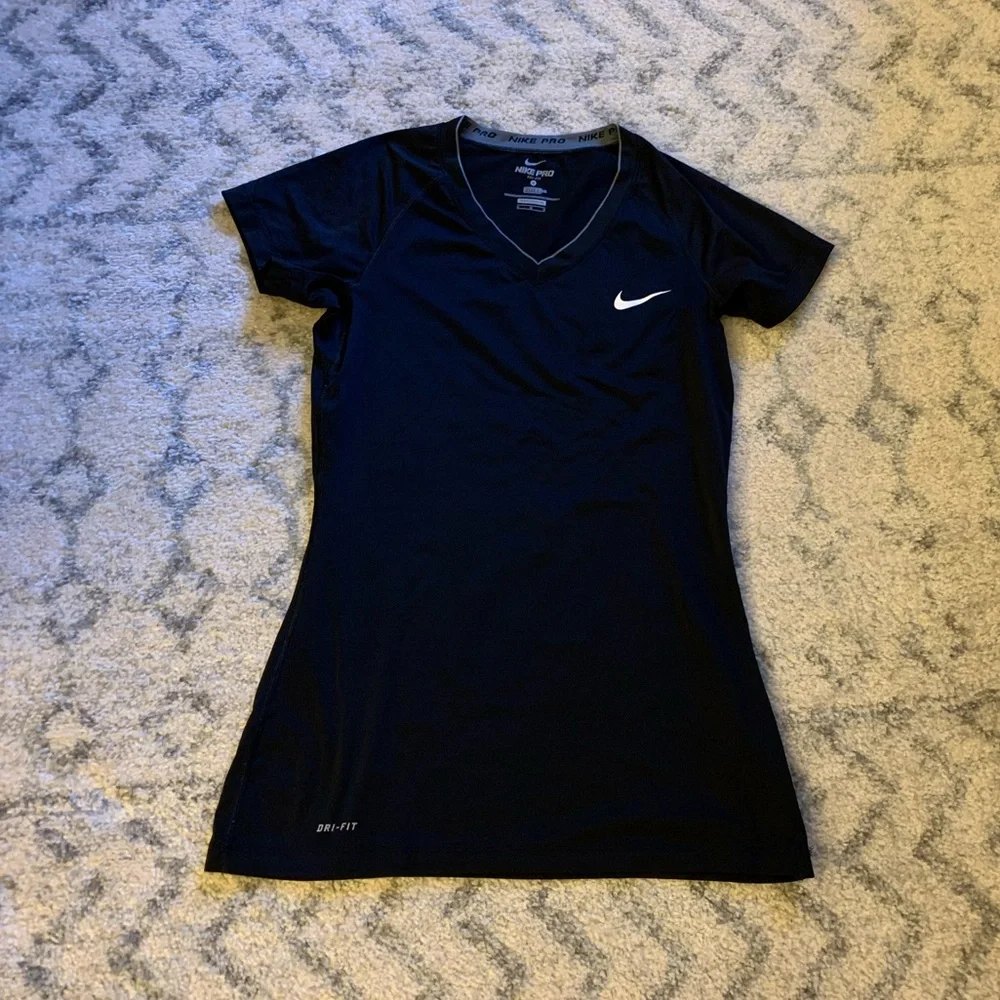 Nike T-shirt